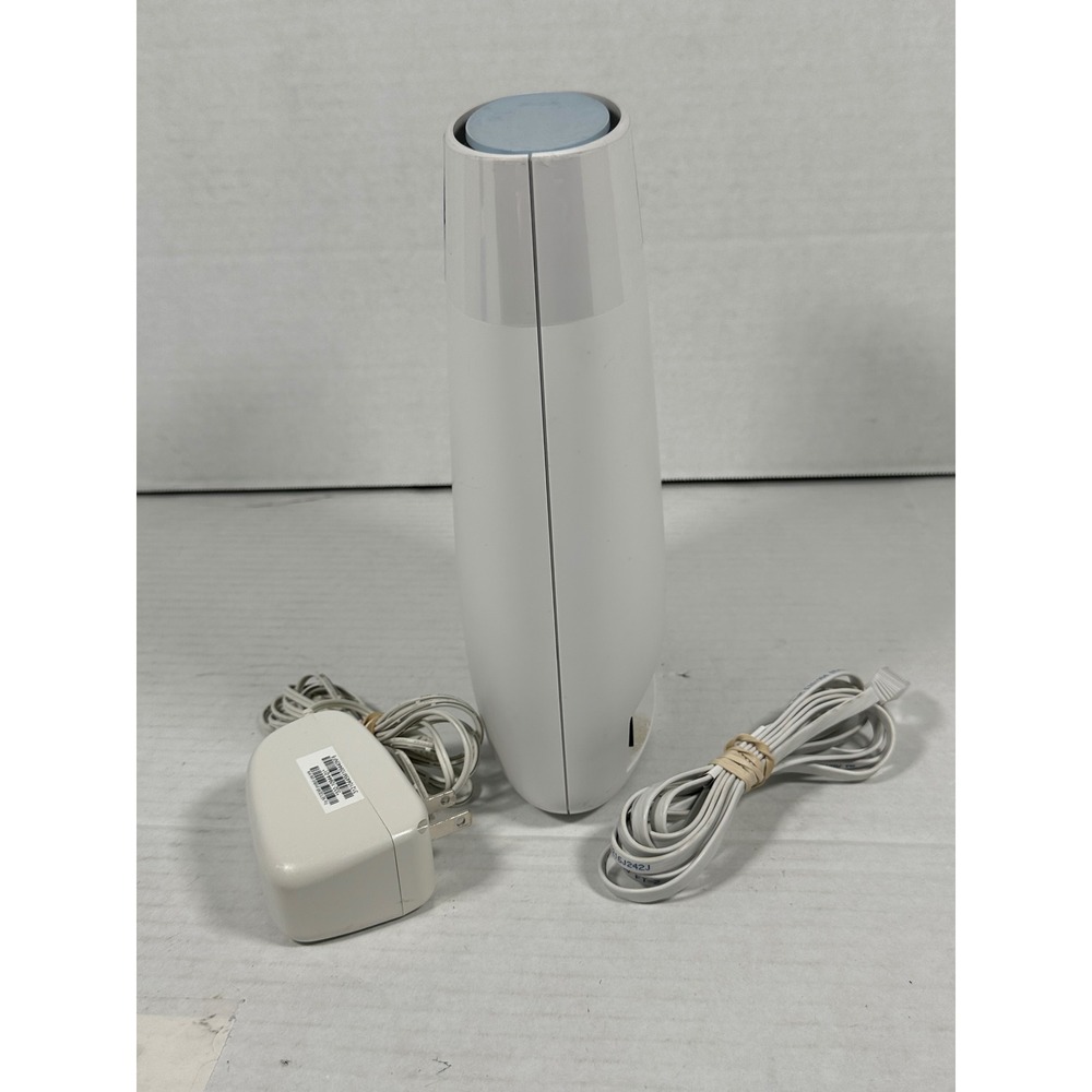 Orbi RBR50v2 Tri-Band‎ AC3000  Router White with Power Adapter Cable - Picture 3 of 7